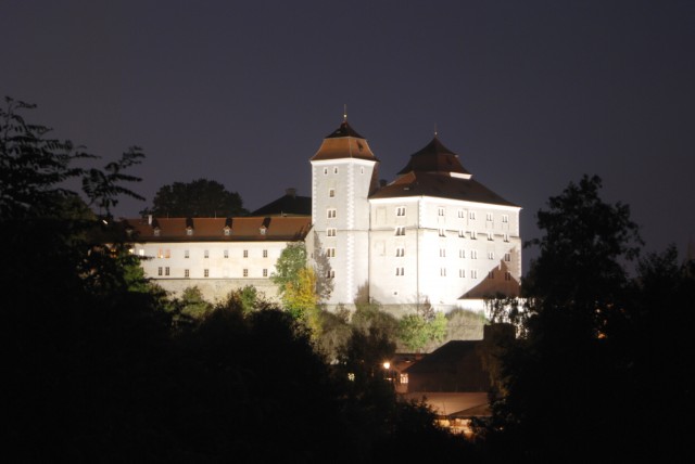 4d403aca8d630a6ab1910000 hrad ml.bol.